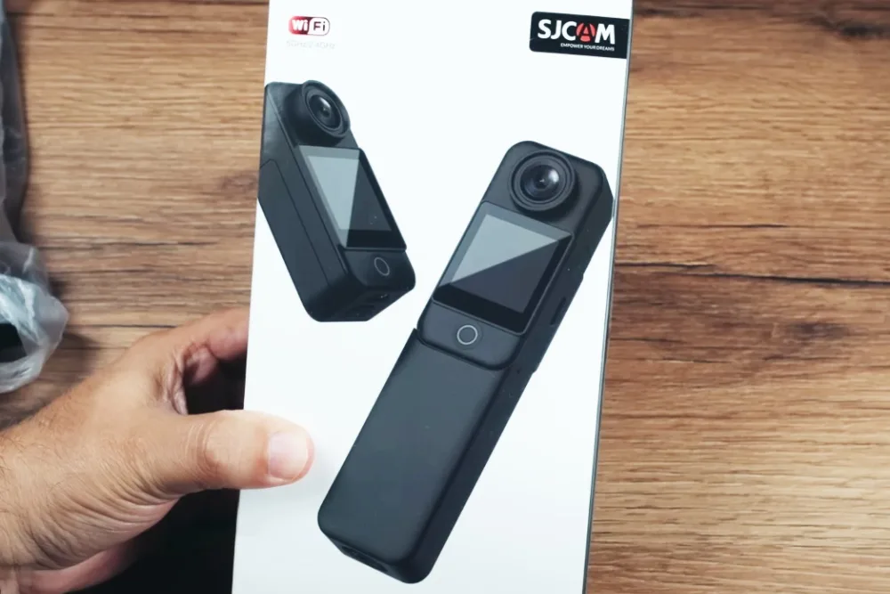 balení akční kamery C300