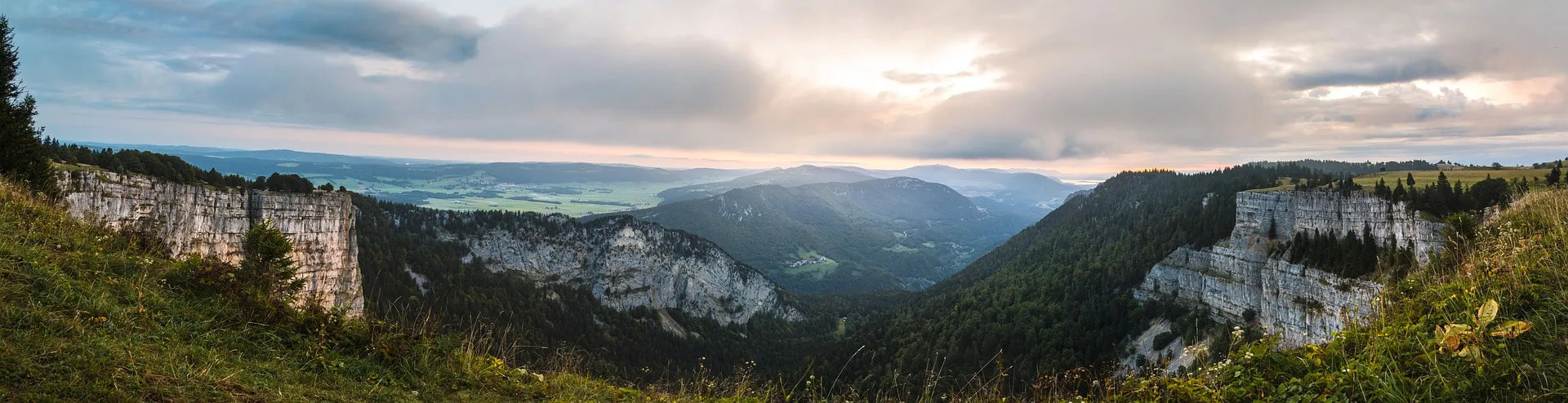 154° Ultra-Wide Field of View