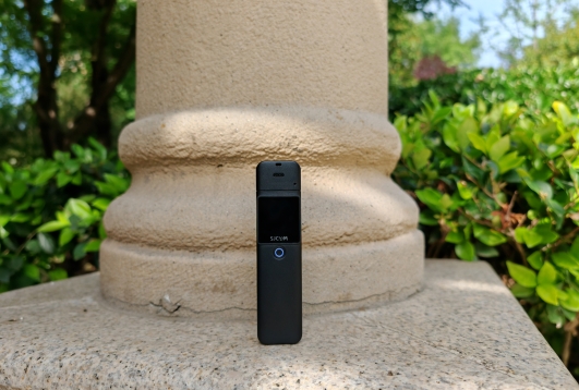 C300 compact action camera